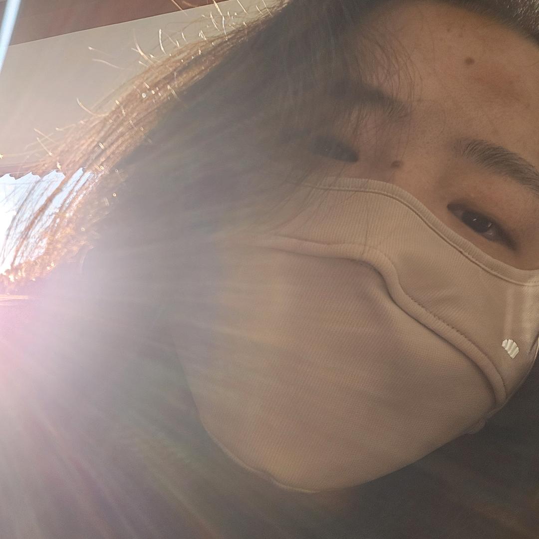 Vlog‹ᴴᵘáⁿᵍ›