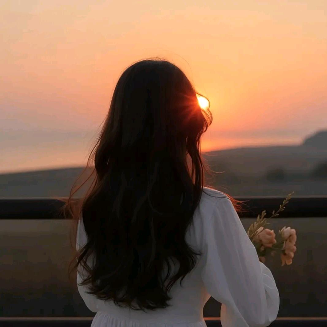 素素↷（绝活艾琳）