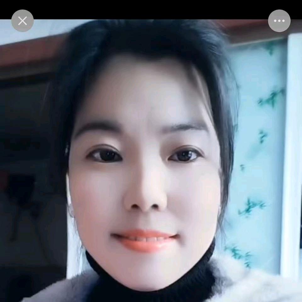 魏家的大小姐。