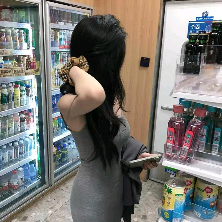 华姐暴富吖
