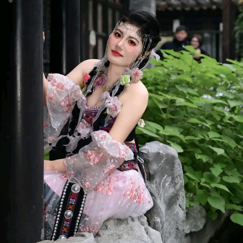 💞ℒᎭℯ⃝婷💕⁵²O