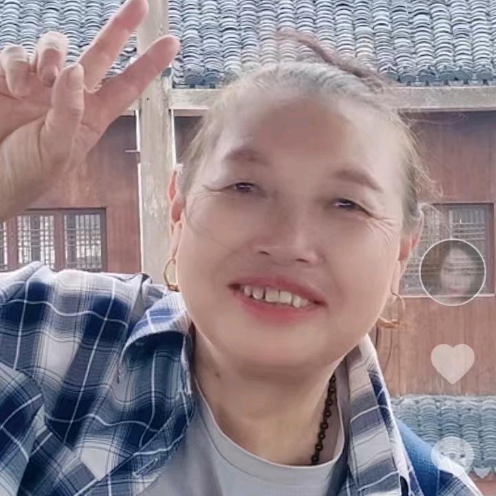冉启霞