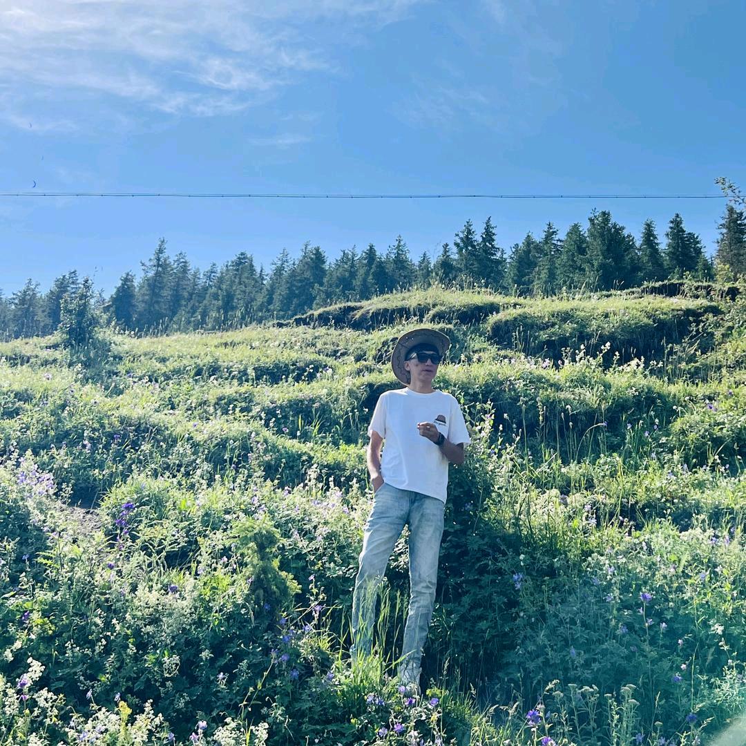 𝑨𝒛𝒎𝒂𝒕𝒕.