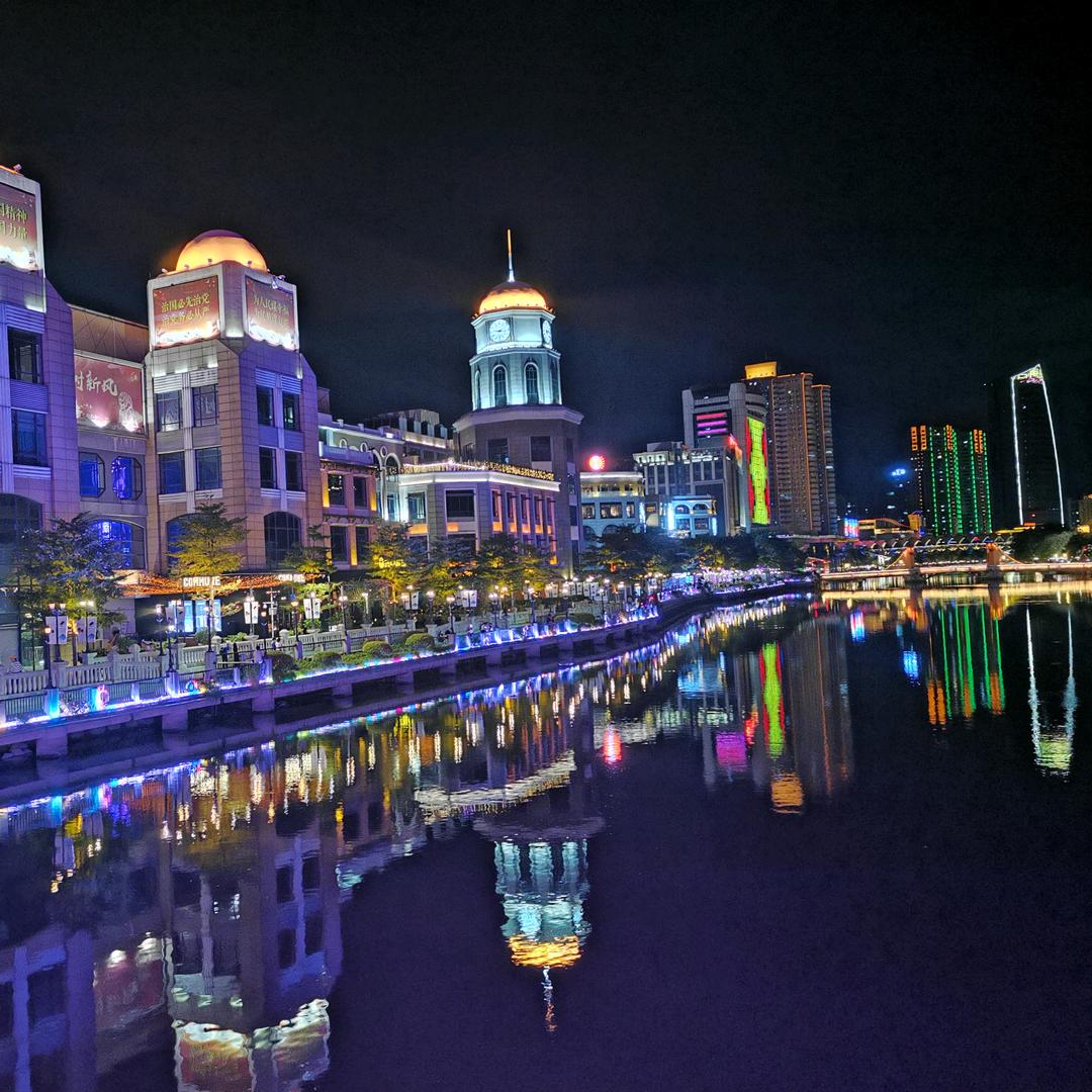 压弯的125小劉