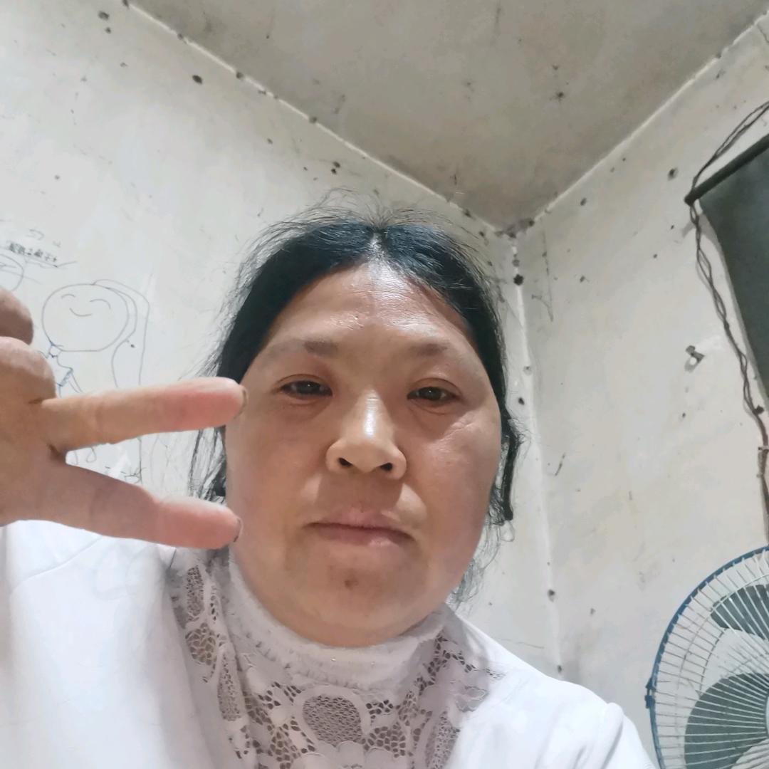 7个孩子的单亲妈妈小张