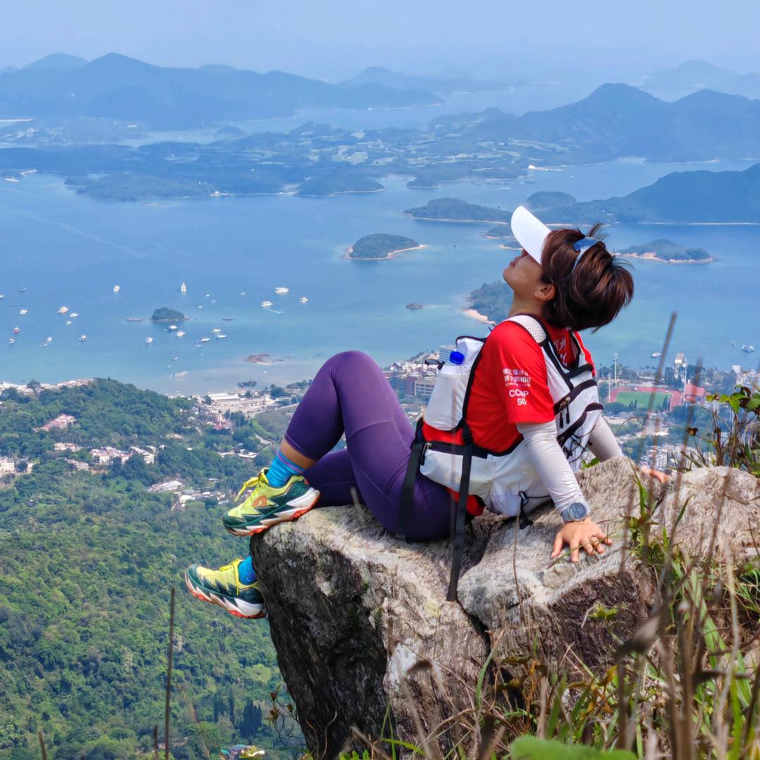 欧阳小姐姐爱爬山
