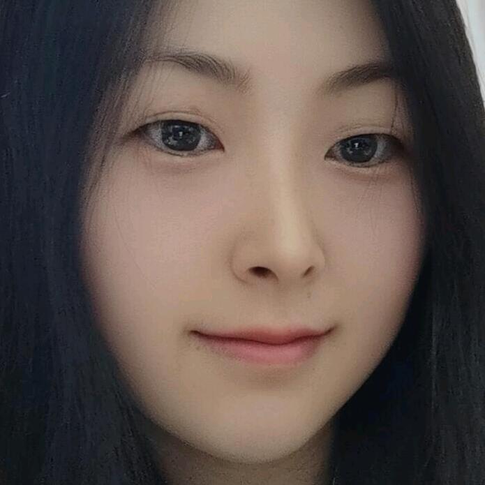 依亮莉多元服饰精品店