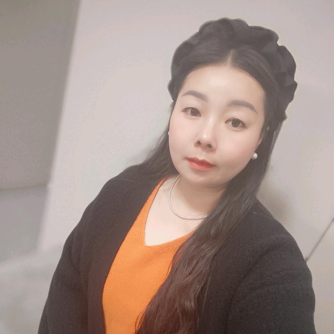 小施施