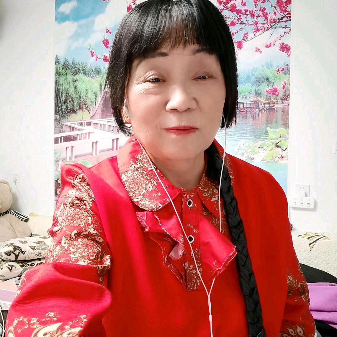 英子姐（早上5点10分开播）🎤