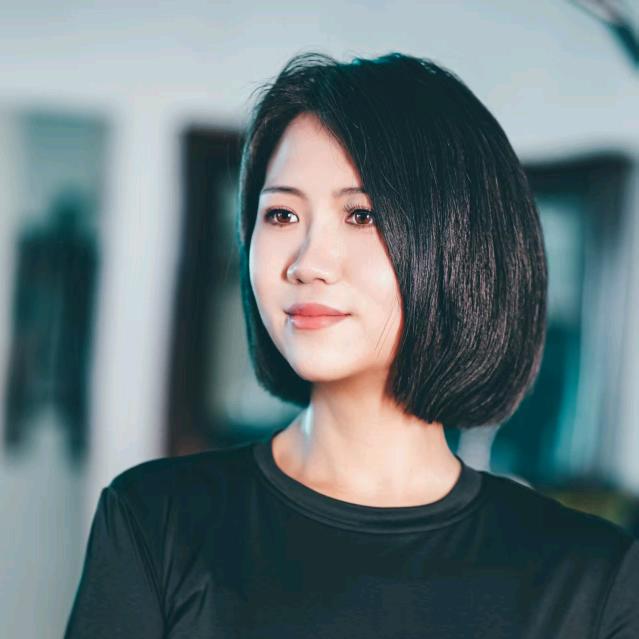 开阳轻简瑜伽普拉提~子月