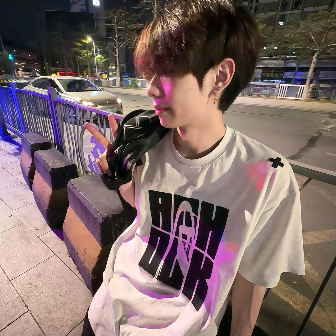 yym