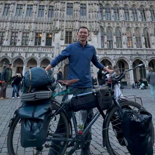 湖远行（骑行中）