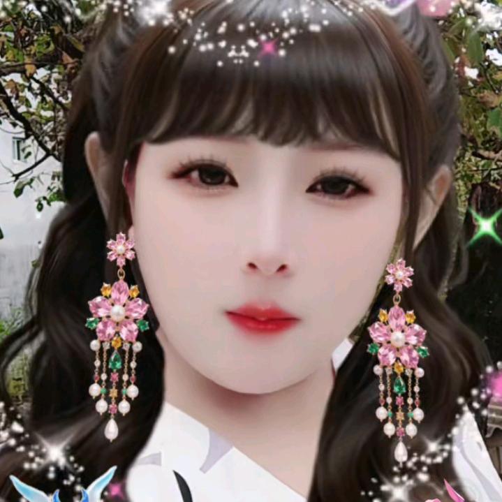 雨中的玫瑰花🌸🌺🌹