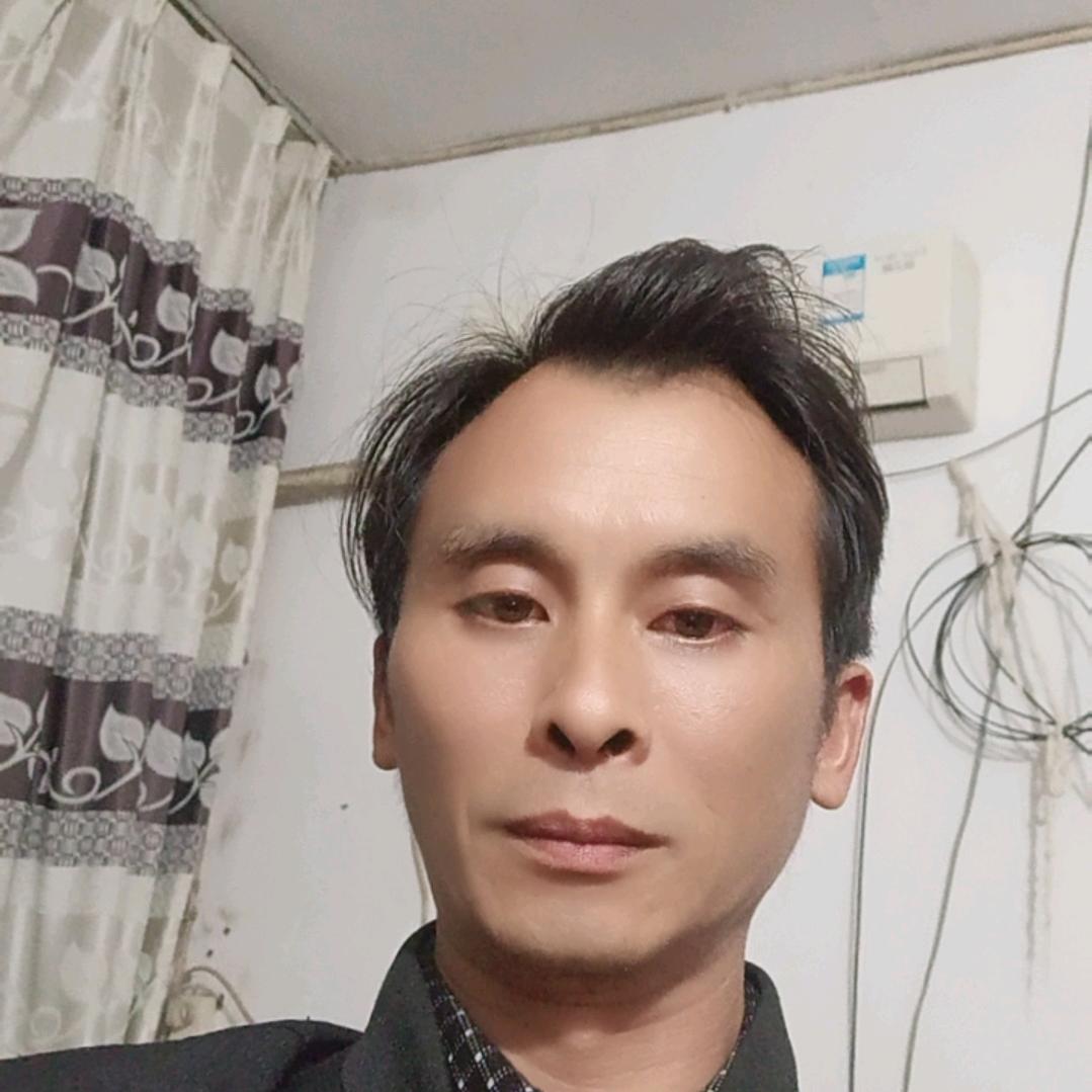 一笑而郭的单亲爸爸
