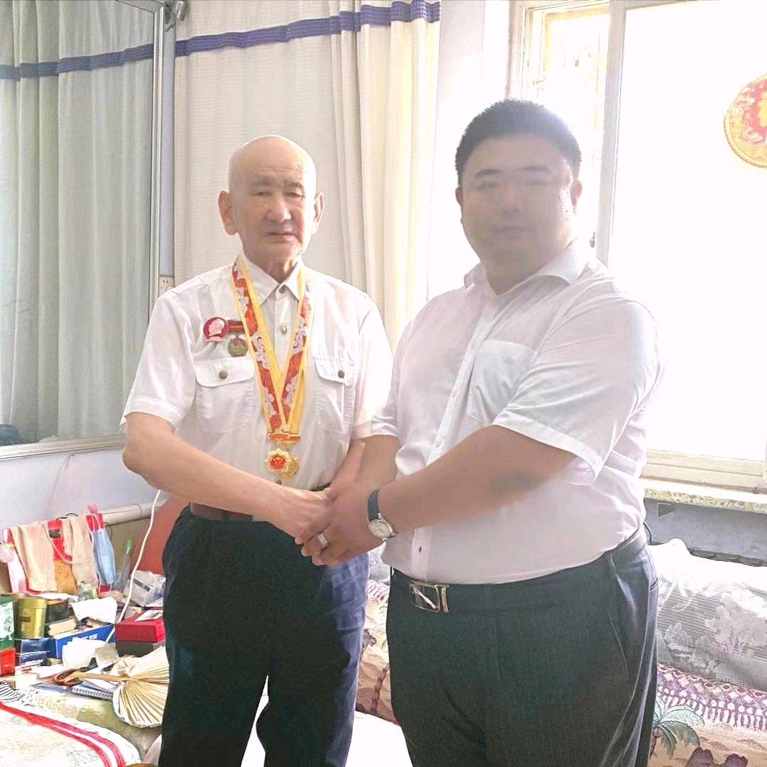 龙哥（衡水大LOGO）