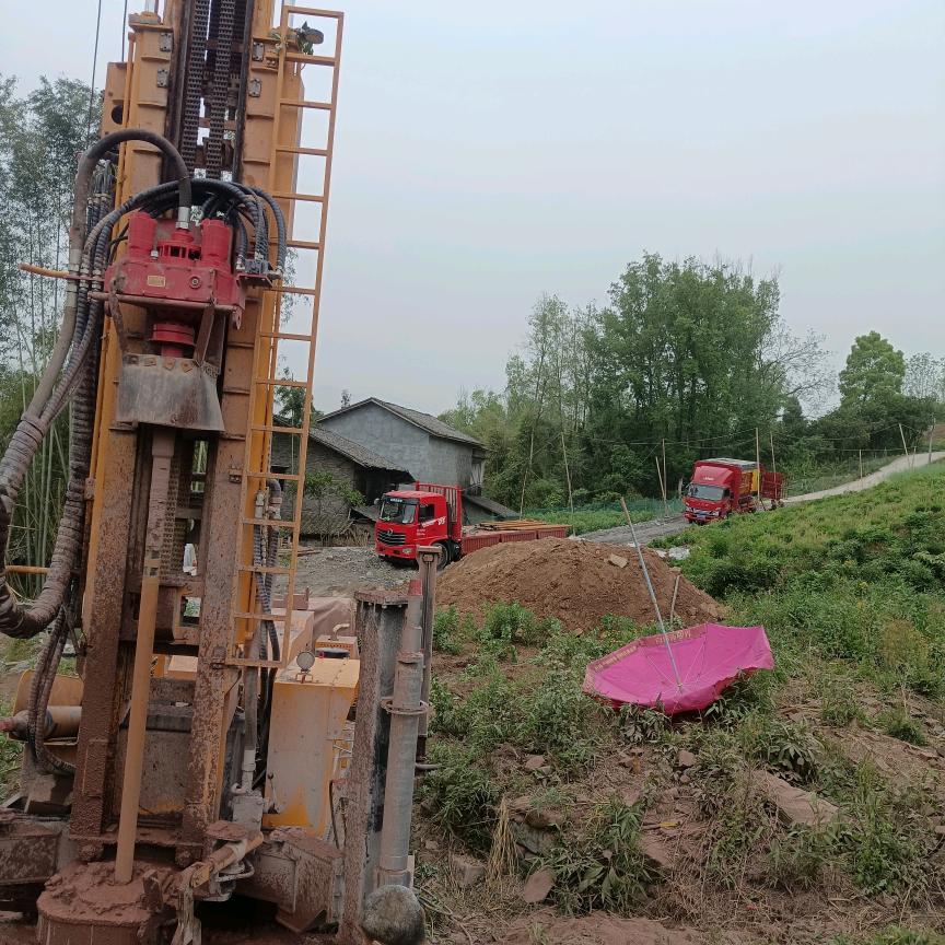 大型汽钻：贺师