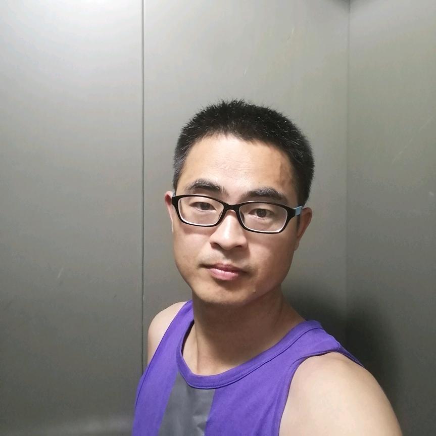 超哥爱唱歌