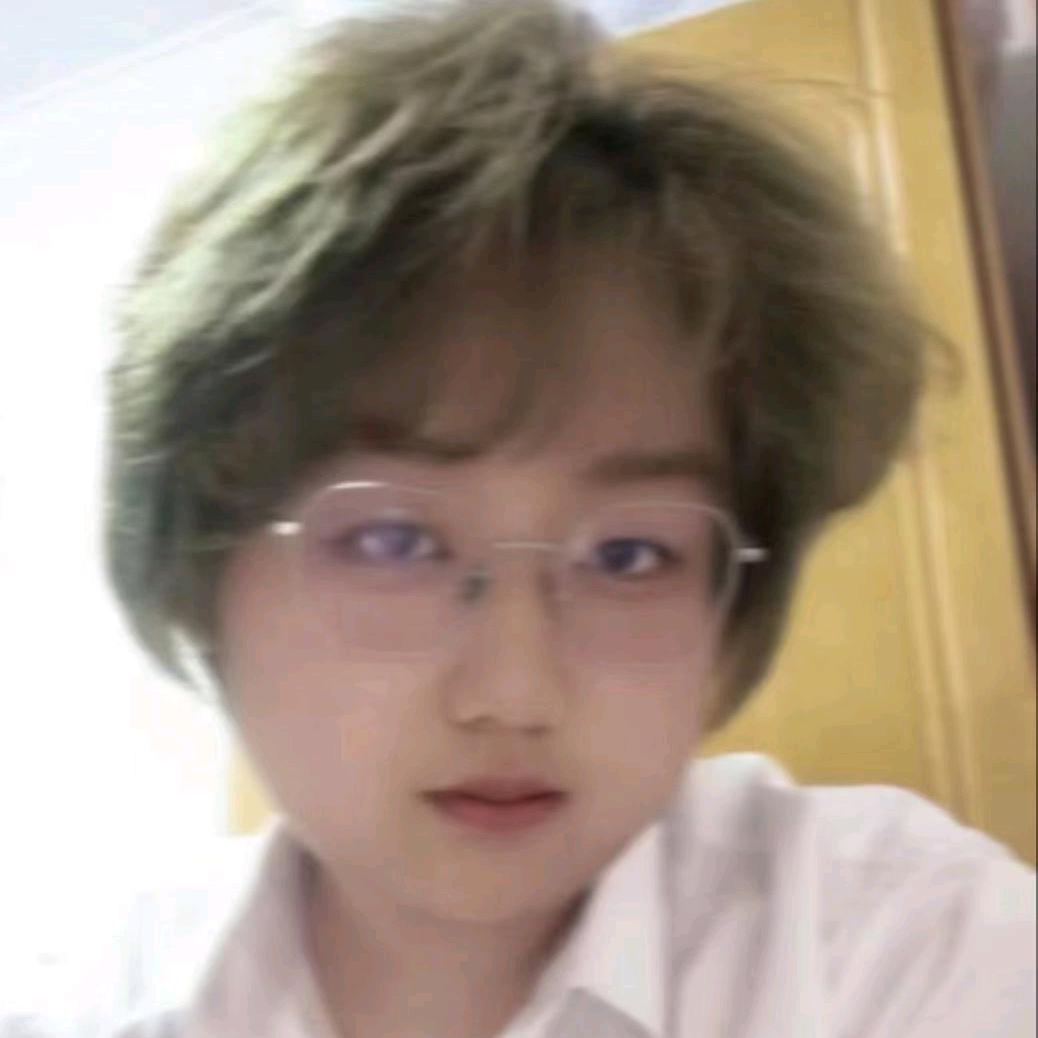 尹七（置顶视频无辜被撞版）