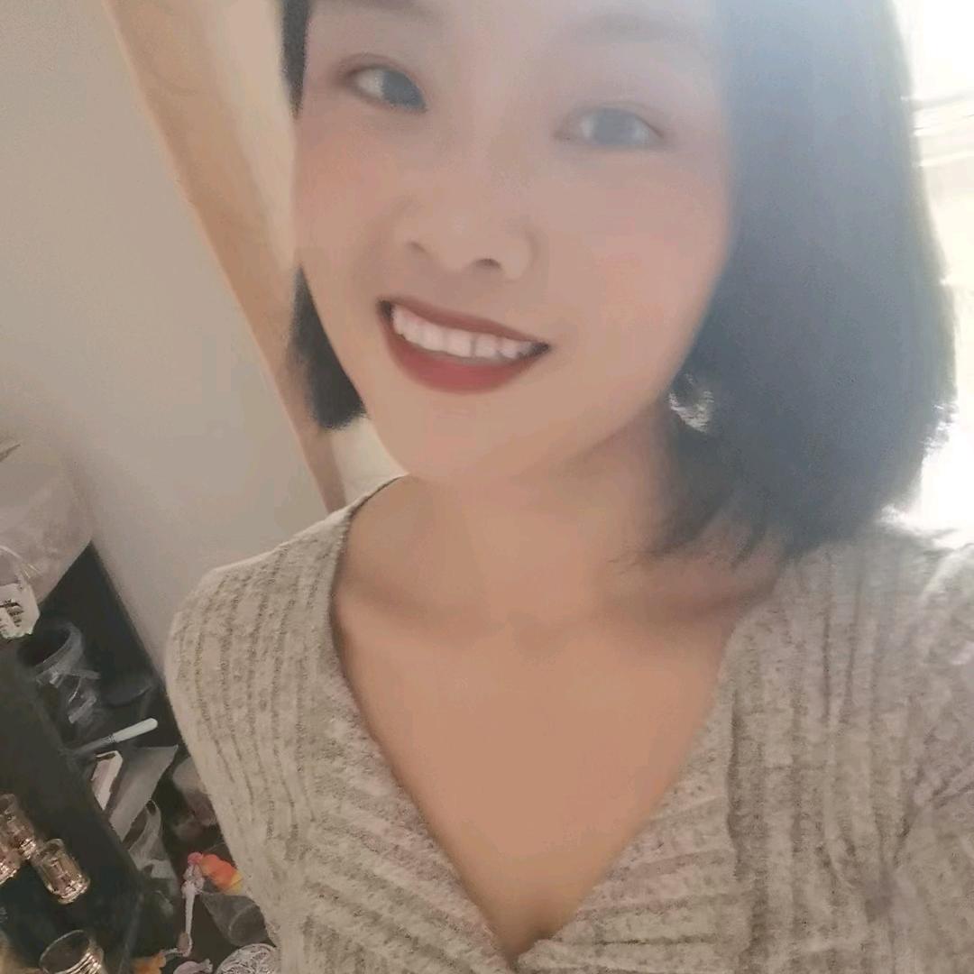 放🐑的小姐姐