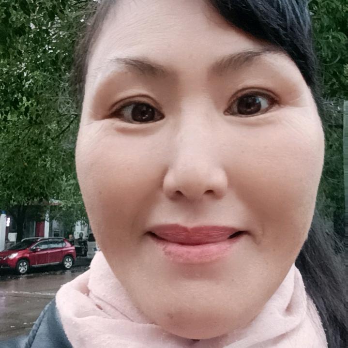 李华