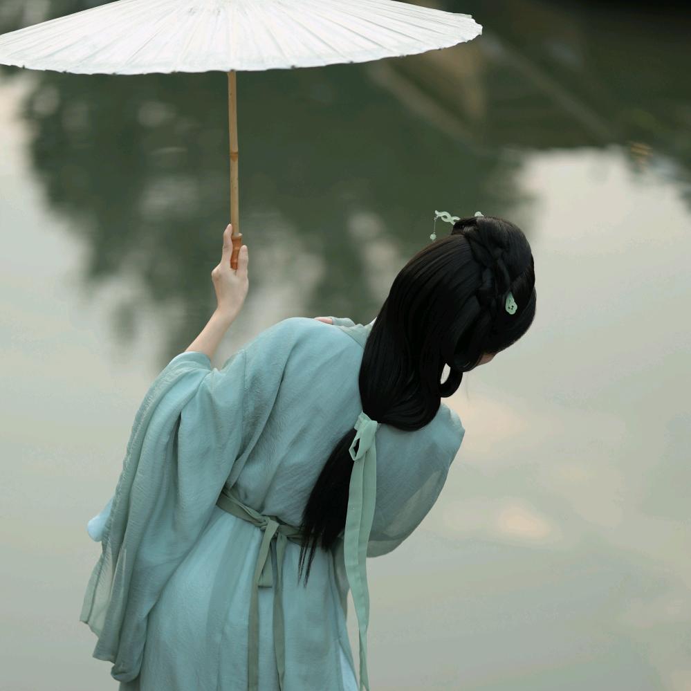 青青子