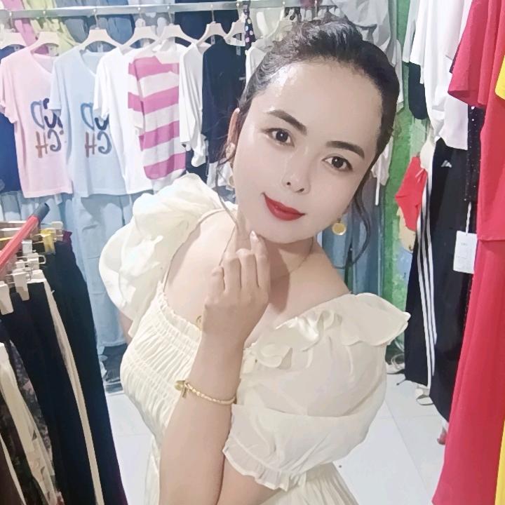 arzu 服装店
