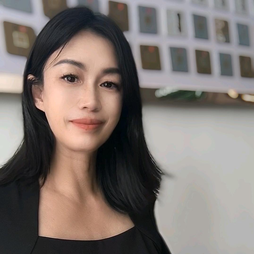 蕾洛卉馨