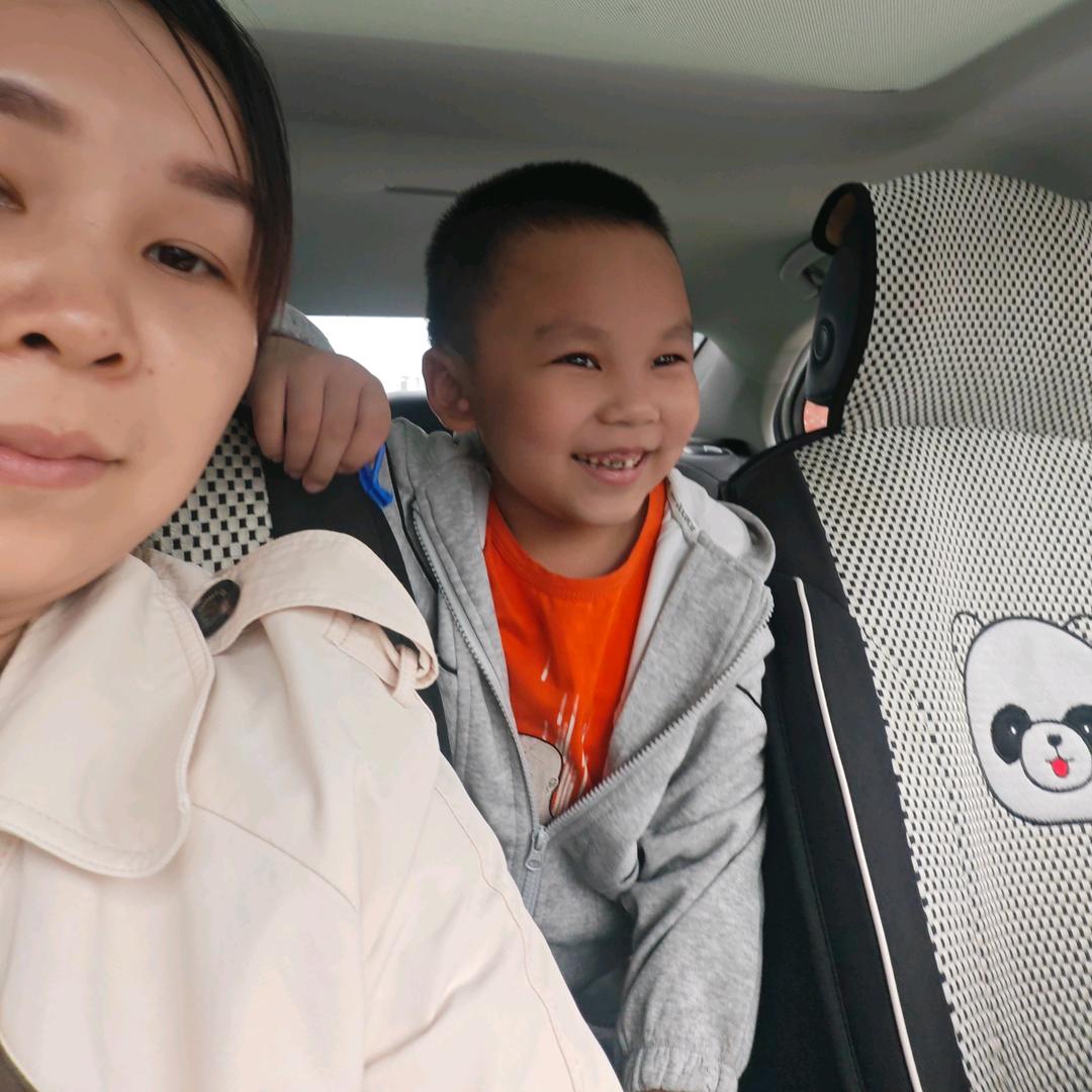 王姑娘有只小蜗牛珲珲