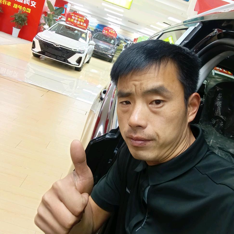 成都市交鸿运汽车超市小杜子