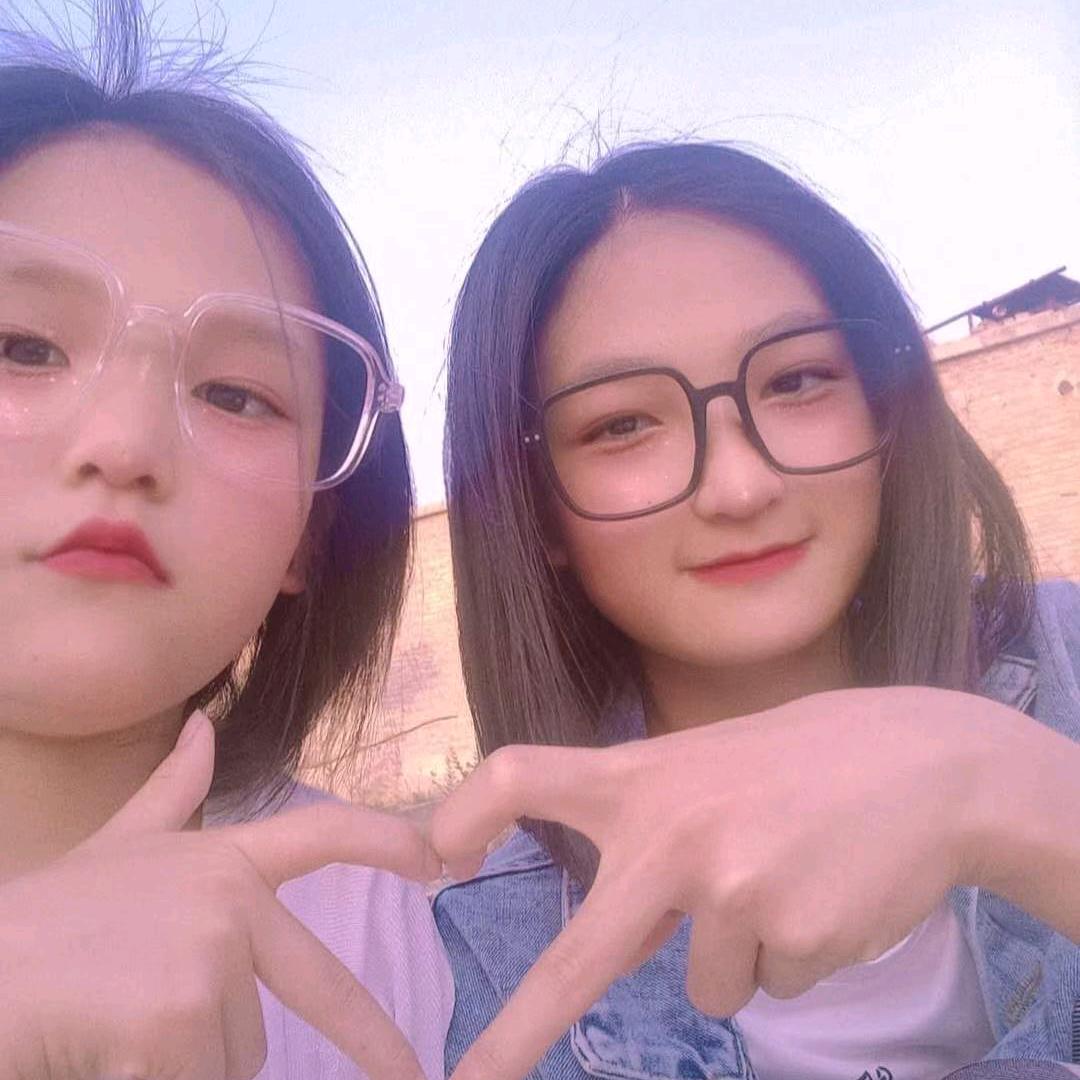 小红红