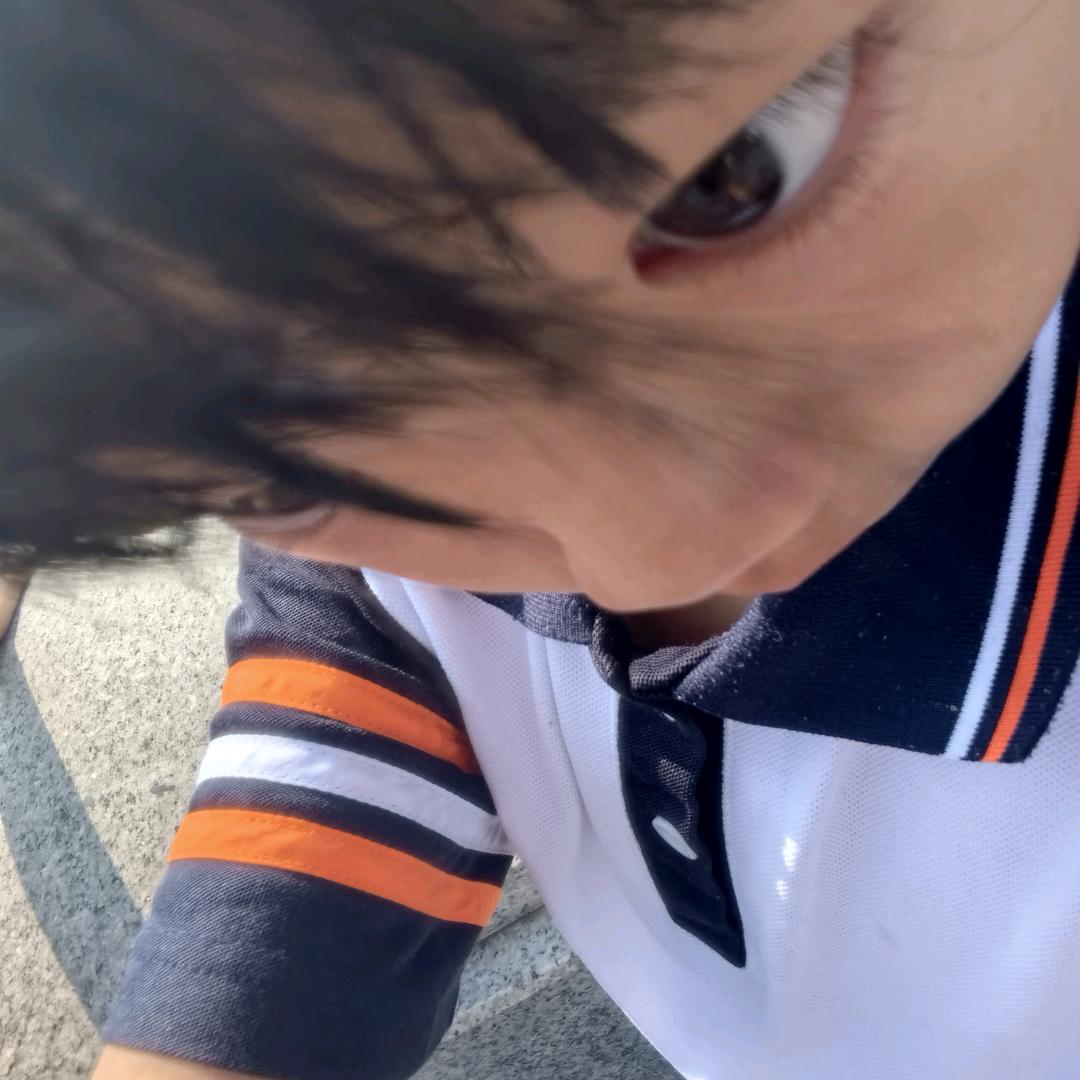孤岛的鲸/.