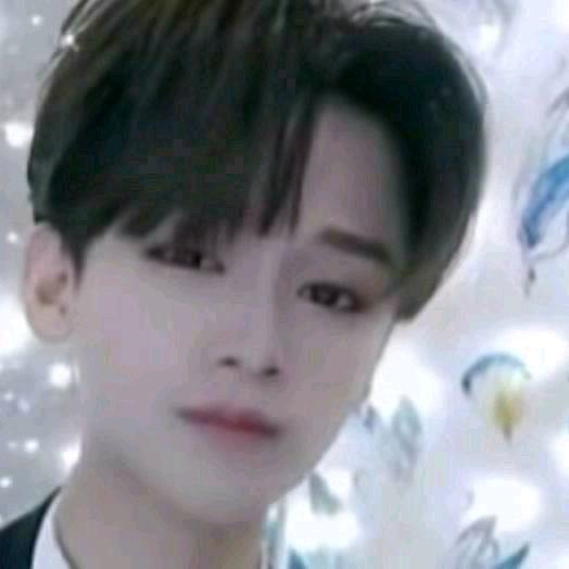 单身哥29岁我太难了一个人😏😏