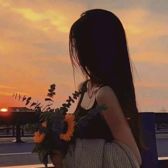 小雅｛拒绝连赞｝