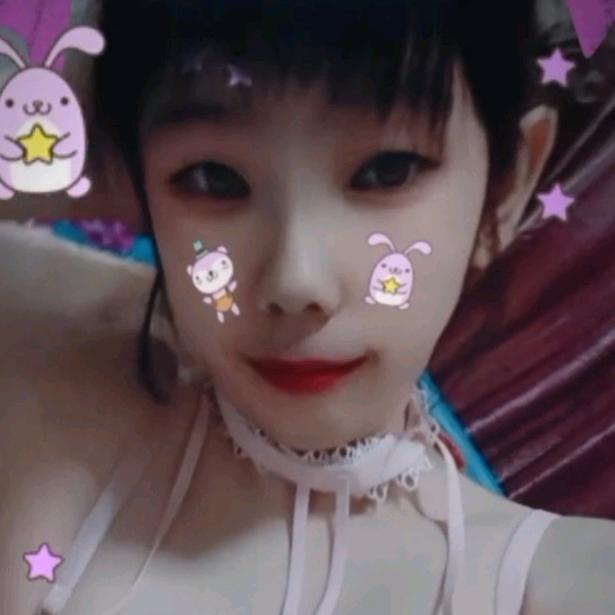 挖机蓝翔小师妹（求关注啊）