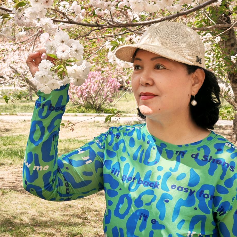 云姐中午12:40开播双休日休息