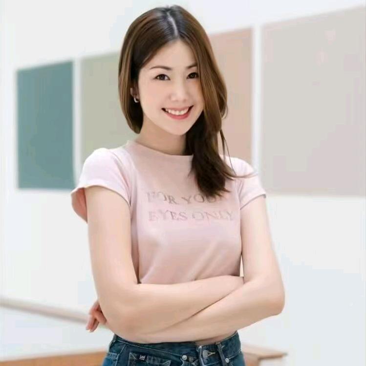 晴天《看第1⃣️个置顶⬆️作品进》