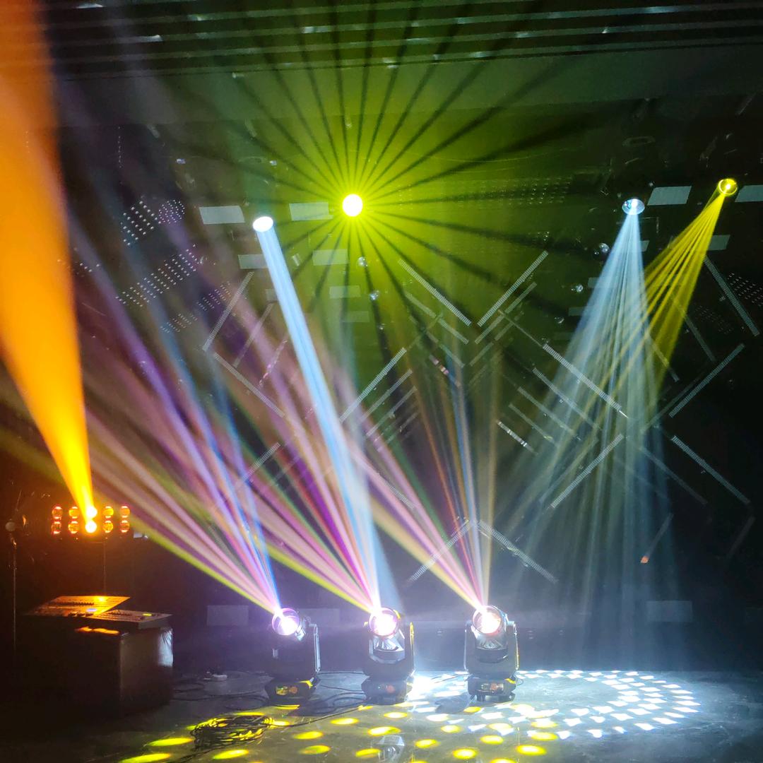 舞台灯光厂家一陆