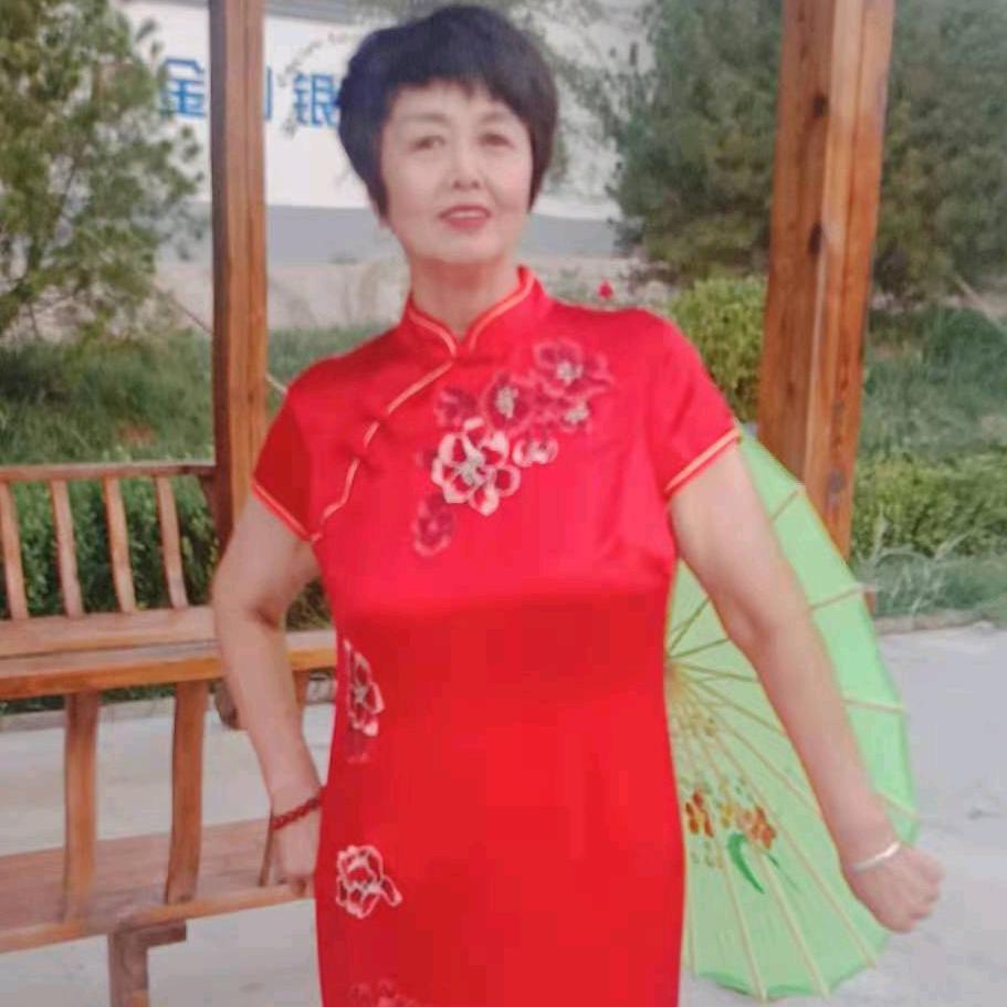 胡玉珍。
