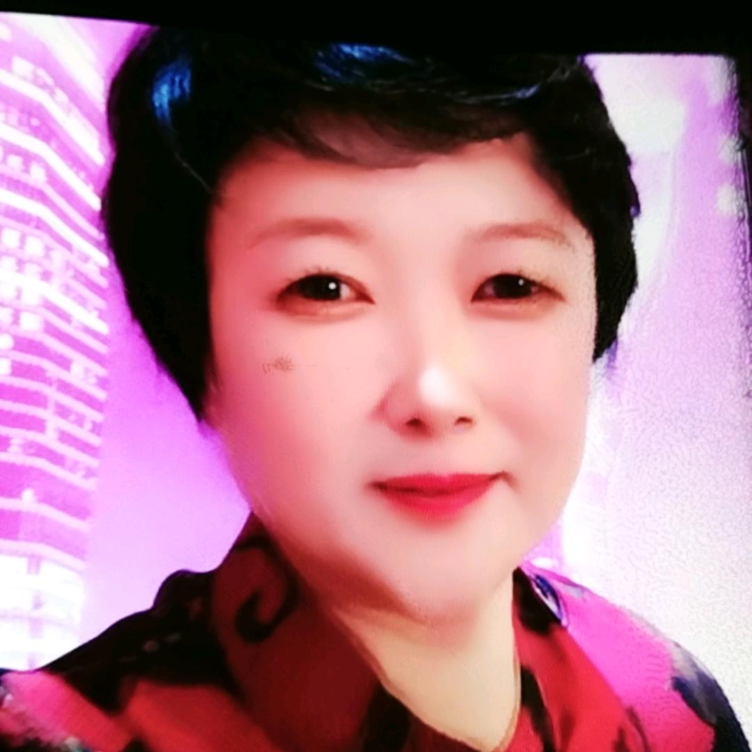 荣澜爱唱歌