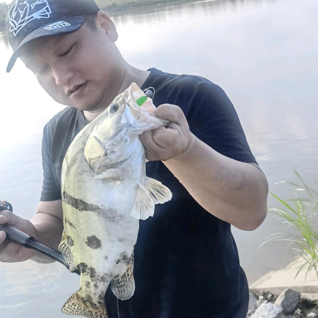 南县এ点哥点🎣