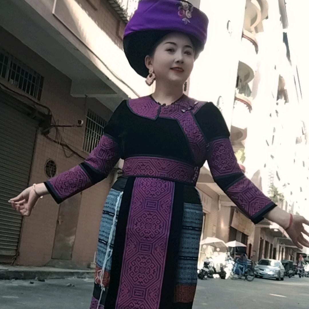 李英