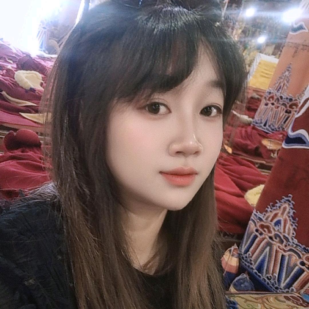 周家菇凉ƪ(˘⌣˘)