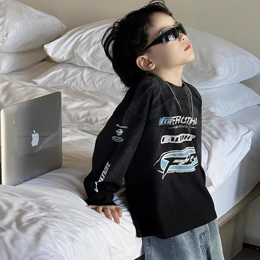 小贝壳童装潮铺