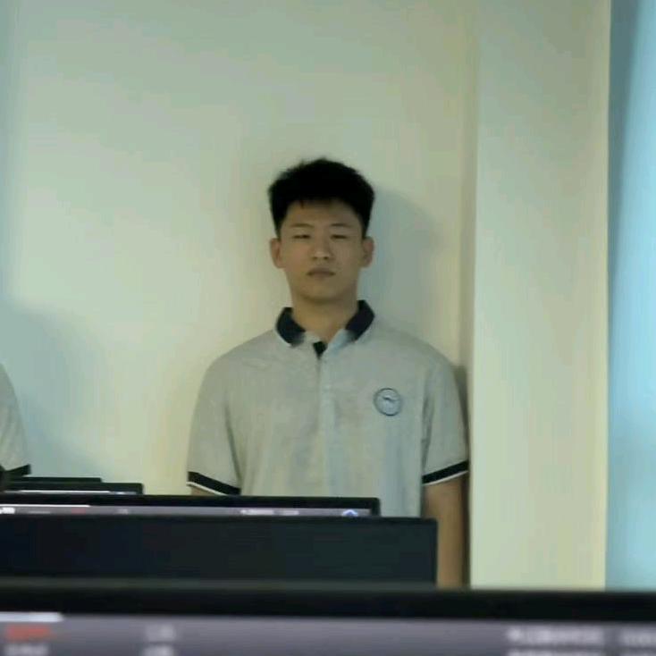 YY.