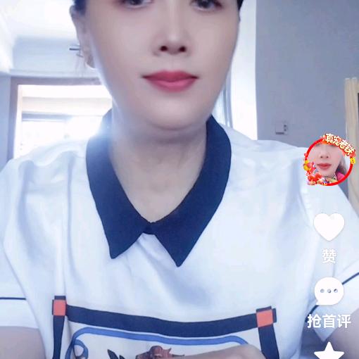 鹅鹅鹅，曲项向天歌