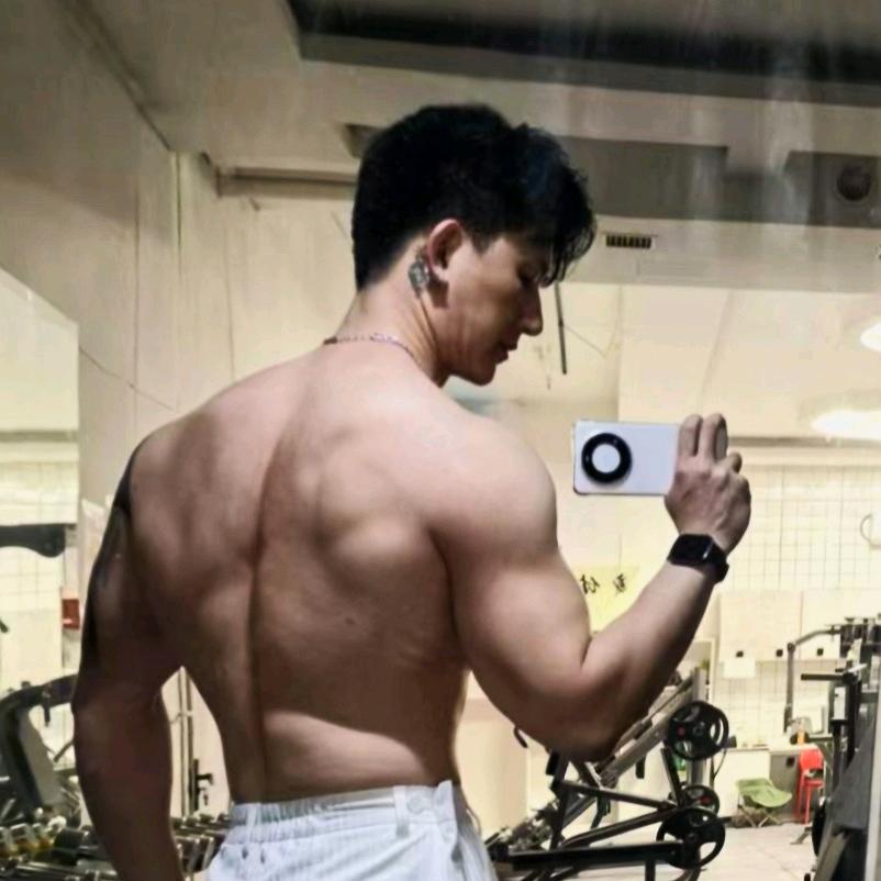 自由的张教练