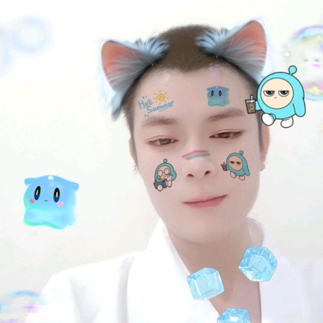 紫气东来´͈ ᵕ `͈