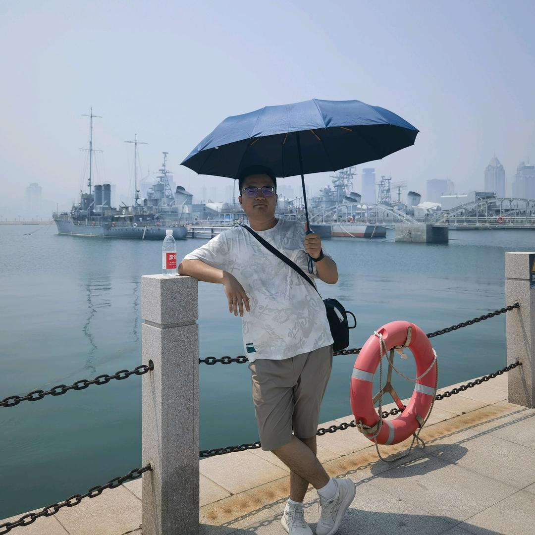 半城繁华半城伤