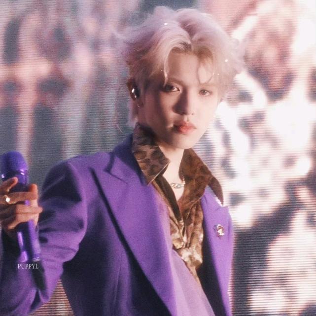 岁月老师今天超爱