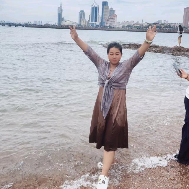 A火红~金宝姐